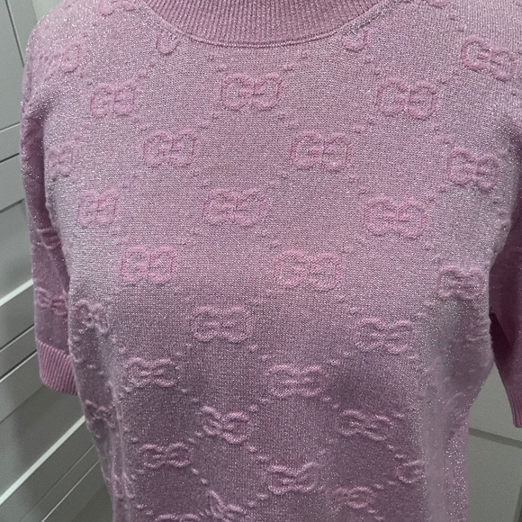 Gucci sweater - Picture 1 of 9